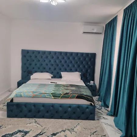 Guest house Vila De Inchiriat *